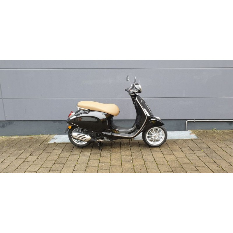 Vespa Primavera 125 iGet