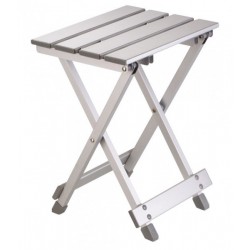 Taburete plegable de aluminio.