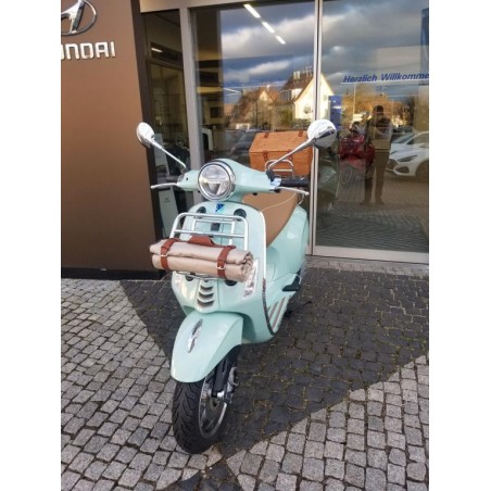 Vespa Primavera Pic Nic 125