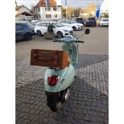 Vespa Primavera Pic Nic 125