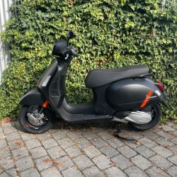 Vespa GTS 125 Super Sport