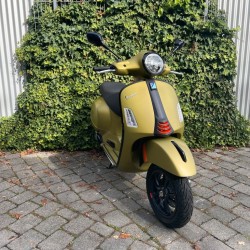 Vespa GTS 125 Super Sport