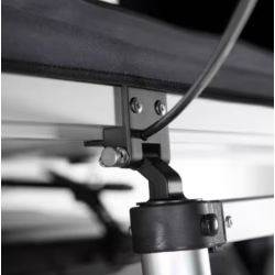 Tienda de campaña de techo iKamper Skycamp 3.0 con carcasa rígida, negro brillante