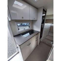 Bürstner Lineo T690 Ford