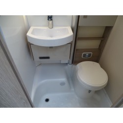 Bürstner Lineo T 690 G Automatik