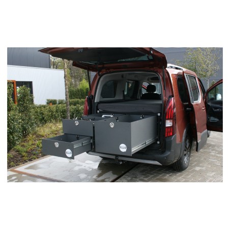 Questo campeggio Peugeot Rifter Long Camping Box